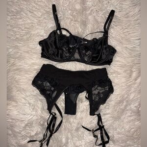 Black Satin & Lace Lingerie Set with Garter - Unbranded